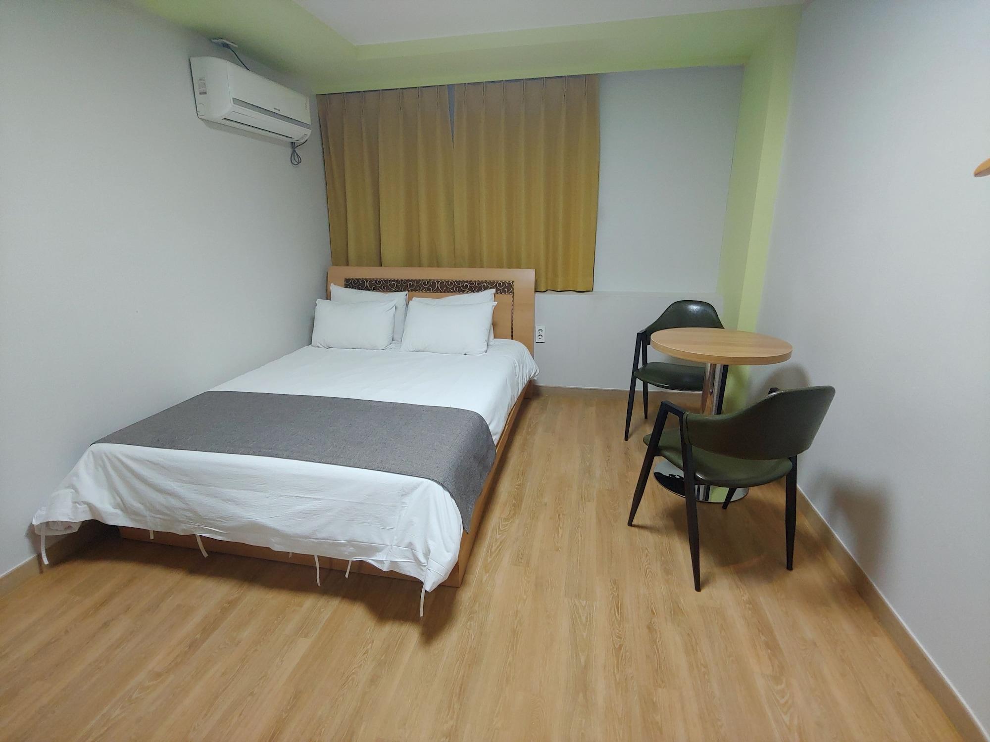 Gallery Hotel Bnb Τζέτζου Εξωτερικό φωτογραφία