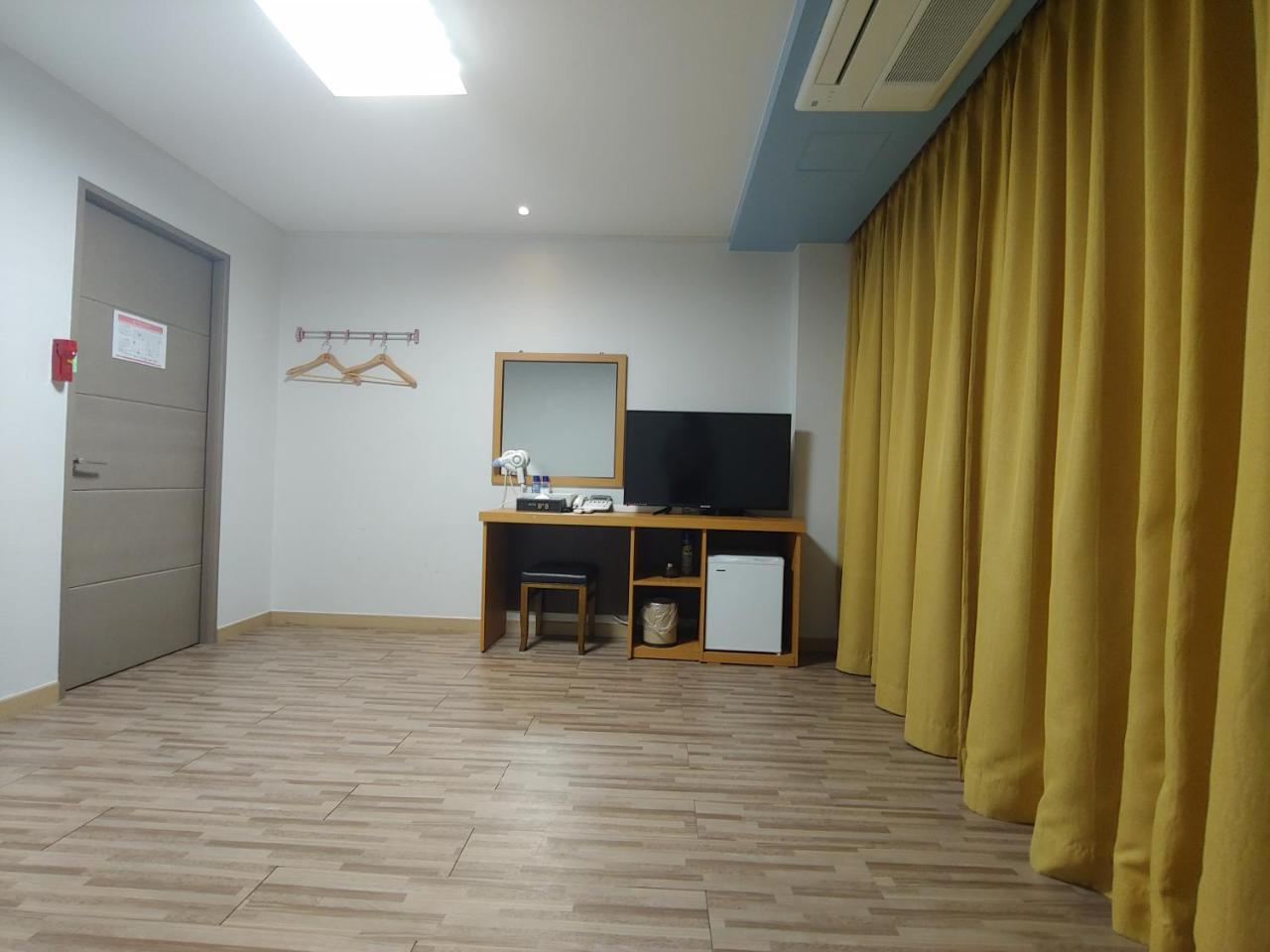 Gallery Hotel Bnb Τζέτζου Εξωτερικό φωτογραφία